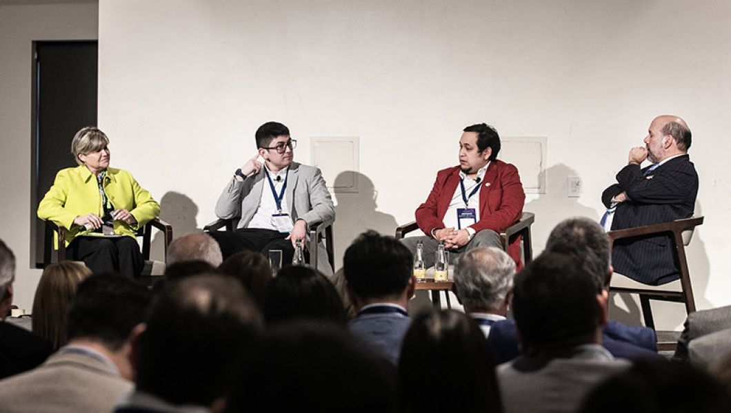 Panel: “Aprender en la era de la Inteligencia Artificial"